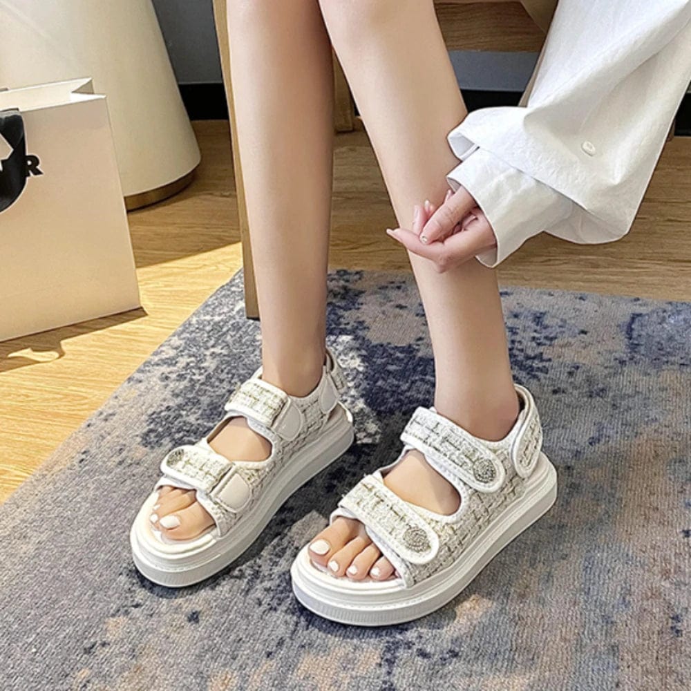 Luxury Woman Sandals Ladies Platform Shoes Designer Slides Outdoor Casual Beach Shoes Summer Non Slip Hook Loop Sandals Women